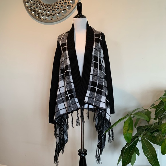 Faded Glory Sweaters - Black & White Plaid Fringe Open Acrylic Cardigan M